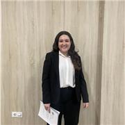 Psicóloga graduada con experiencia en niños y adolescentes y profesora de repaso desde hace años